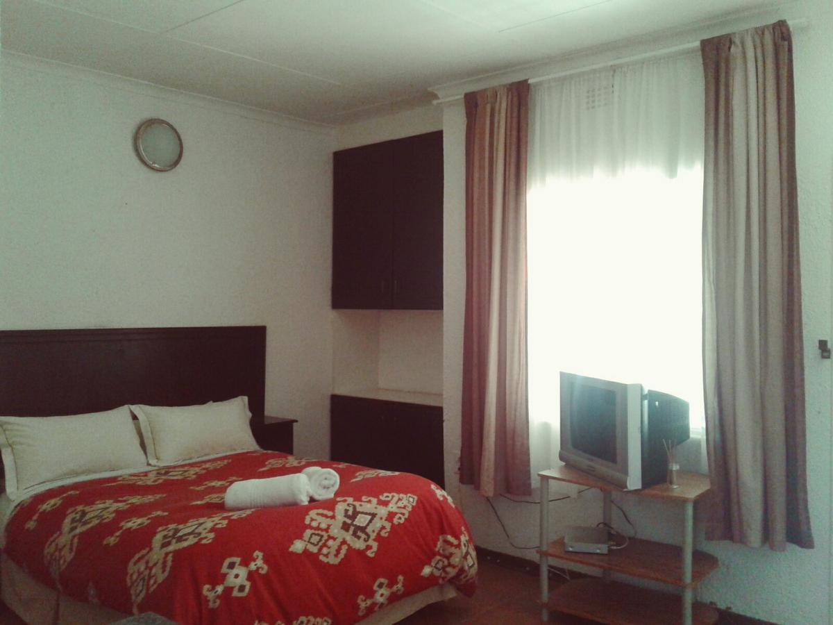 Road View Lodge Francistown Luaran gambar